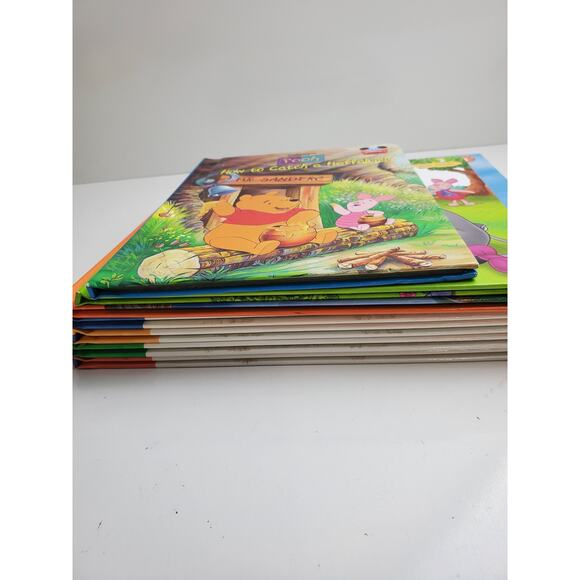 Disney's Winnie the Pooh Mixed Lot of 8 Children's Story Books w/ Plushie - Picture 5 of 5